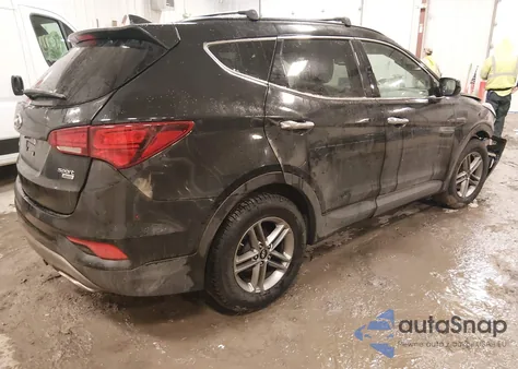 2017 Hyundai Santa Fe Sport 2.4L z USA, uszkodzony, nr VIN 5NMZUDLB7HH037980